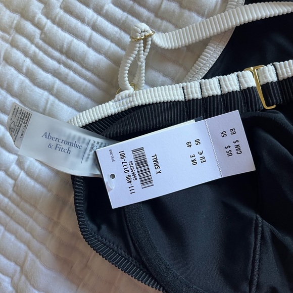 Curve Love High Apex Underwire Bikini Top - Picture 3 of 3